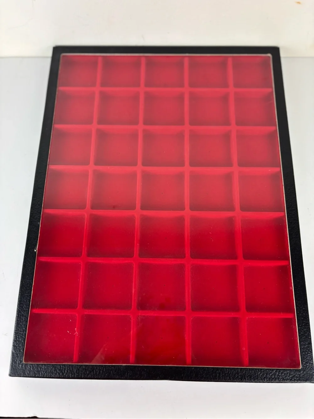 Riker sleek display